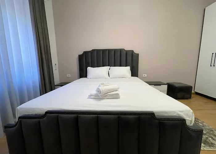 Vintage ドゥラス